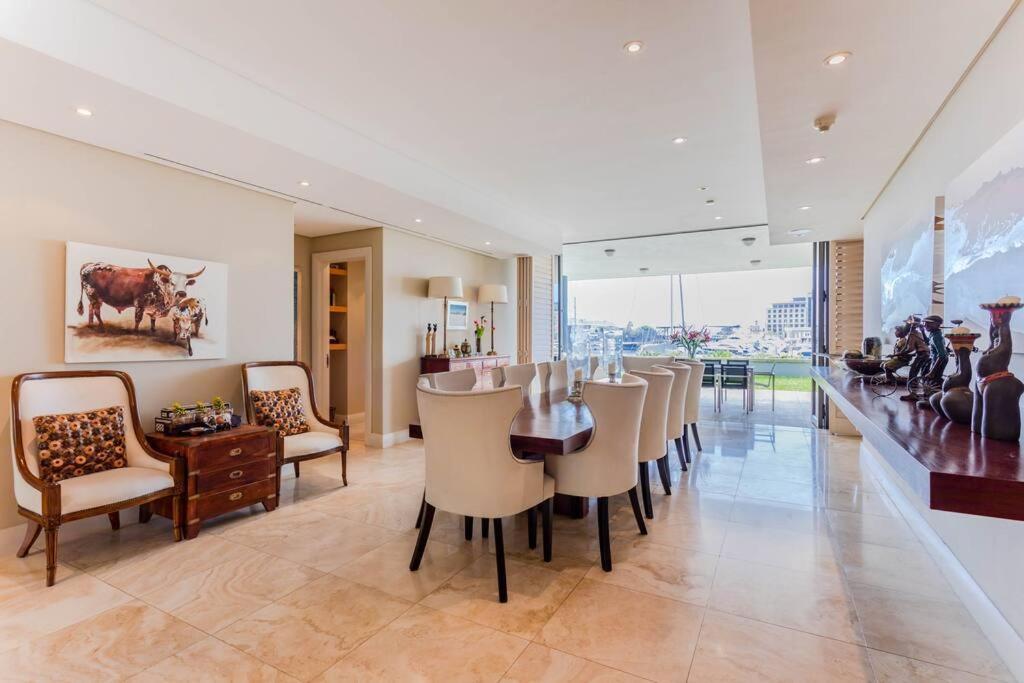 Outstanding V&A Marina Waterfront Apartment Cape Town Exterior photo